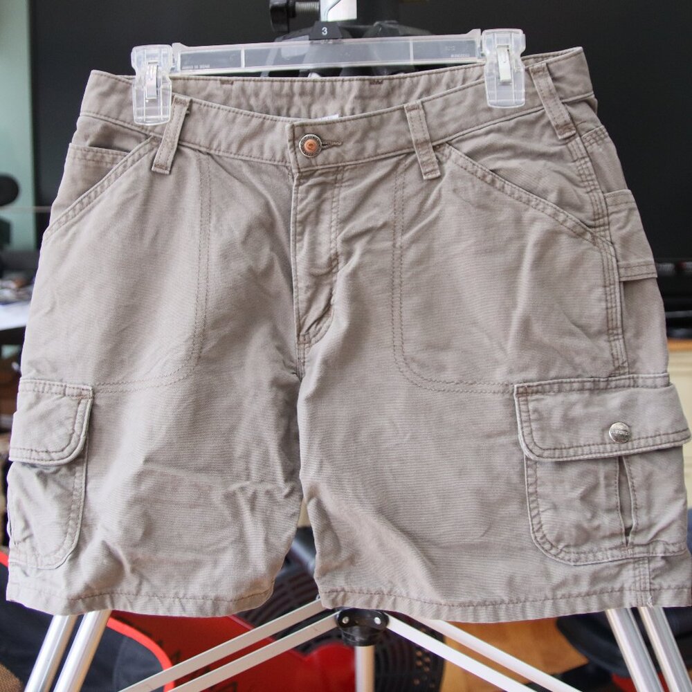 Carhartt Women's shorts.  Size 6